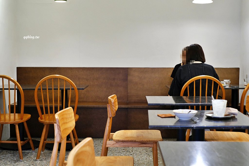 台中西區︱著手咖啡 Coffee Intro 2.0.審計新村周邊自家烘焙咖啡豆,環境簡單舒適(已歇業) @QQ的懶骨頭 台中西區︱著手咖啡 Coffee Intro 2.0.審計新村周邊自家烘焙咖啡豆,環境簡單舒適(已歇業) @QQ的懶骨頭
