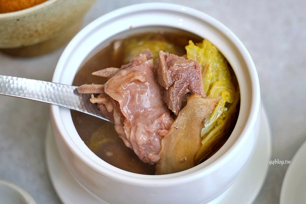 台中西屯︱蒔.瀞 CHER AQUA．台中歌劇院裡的唯美台菜餐廳，經典台菜創新演譯，茶食、下午茶也值得一試 @QQ的懶骨頭