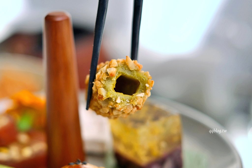 台中西屯︱蒔.瀞 CHER AQUA．台中歌劇院裡的唯美台菜餐廳，經典台菜創新演譯，茶食、下午茶也值得一試 @QQ的懶骨頭