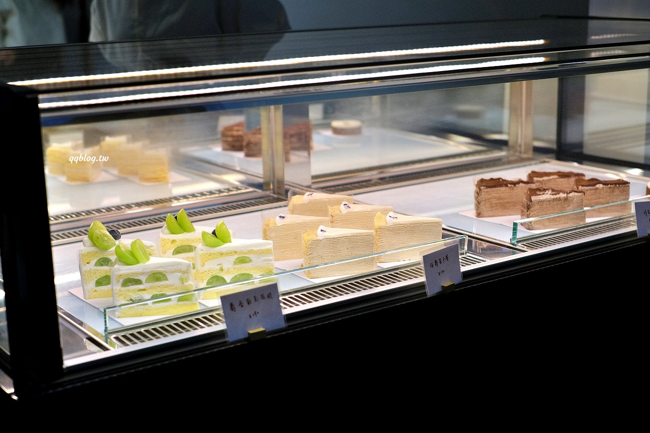 台中西區︱LENKA 蘭卡III．鬧中取靜的老宅咖啡，咖啡、甜點都很有水準 @QQ的懶骨頭