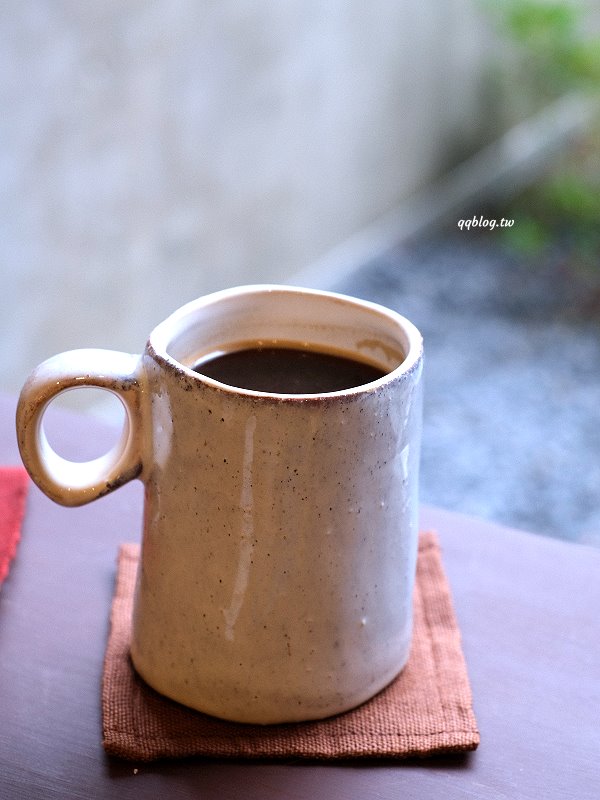 台中西區︱LENKA 蘭卡III．鬧中取靜的老宅咖啡，咖啡、甜點都很有水準 @QQ的懶骨頭