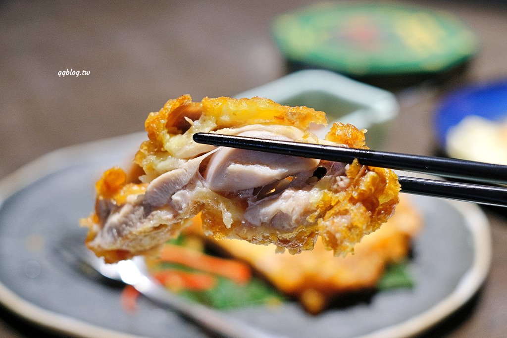 台中西屯︱蘭那泰式料理．台中老字號泰式料理，有著氣派又自帶庭院的獨棟泰式蘭納建築 @QQ的懶骨頭