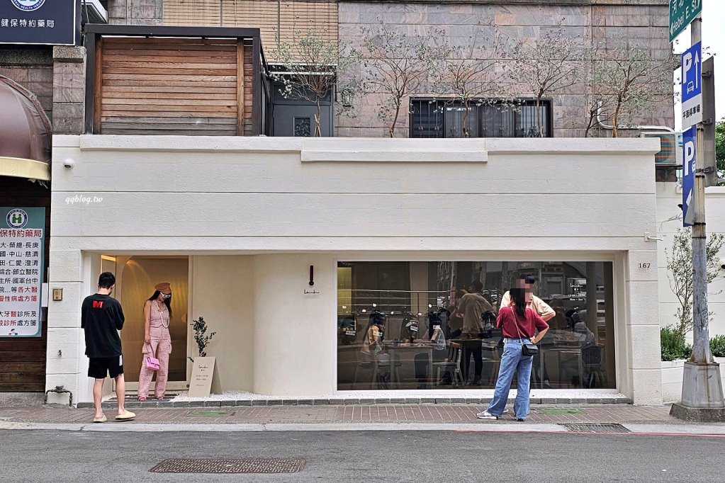 台中北屯︱Lenka蘭卡 崇德店.米白色韓系風格甜點店,千層、戚風蛋糕都好吃 @QQ的懶骨頭 台中北屯︱Lenka蘭卡 崇德店.米白色韓系風格甜點店,千層、戚風蛋糕都好吃 @QQ的懶骨頭