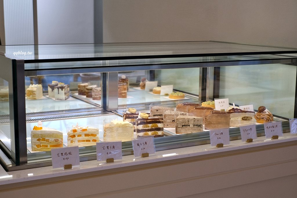 台中北屯︱Lenka蘭卡 崇德店.米白色韓系風格甜點店,千層、戚風蛋糕都好吃 @QQ的懶骨頭 台中北屯︱Lenka蘭卡 崇德店.米白色韓系風格甜點店,千層、戚風蛋糕都好吃 @QQ的懶骨頭