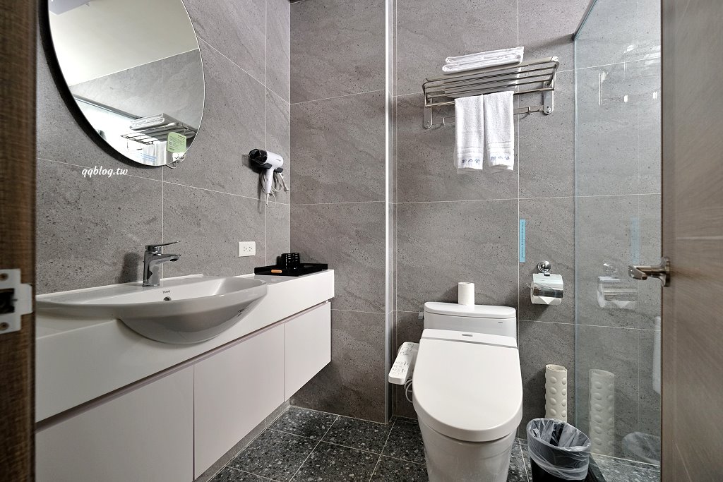 台東關山住宿︱觀山閣民宿．免搬行李的電梯民宿，環境舒適、老闆熱情，關山民宿推薦 @QQ的懶骨頭