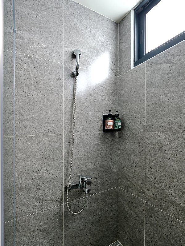 台東關山住宿︱觀山閣民宿．免搬行李的電梯民宿，環境舒適、老闆熱情，關山民宿推薦 @QQ的懶骨頭