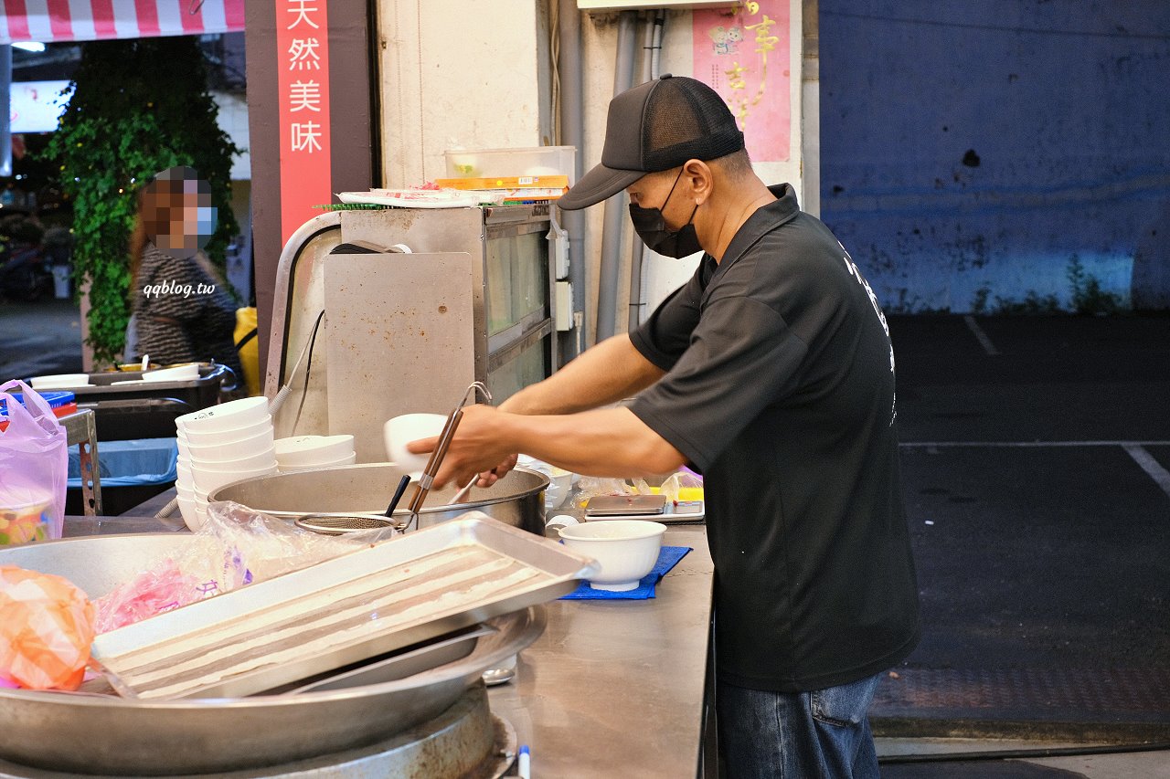 台南安平︱二牛牛肉湯．7:30一路營業到凌晨12:00，想吃牛肉湯不怕找不到地方，台南牛肉湯推薦 @QQ的懶骨頭
