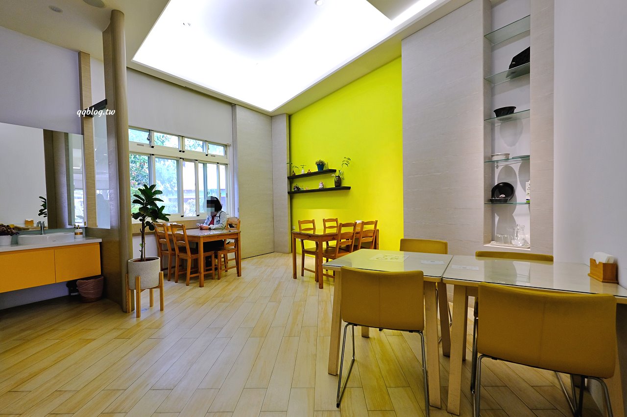 台中大雅︱蕾莉莎洋菓子 Le Risa Pâtisserie.大雅低調美味的法式甜點店,提供彌月蛋糕試吃 @QQ的懶骨頭 台中大雅︱蕾莉莎洋菓子 Le Risa Pâtisserie.大雅低調美味的法式甜點店,提供彌月蛋糕試吃 @QQ的懶骨頭