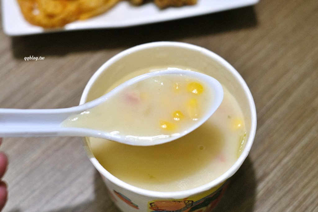 台東︱藍蜻蜓速食專賣店．在地營業超過30年老牌炸雞店，台東必吃炸雞之一 @QQ的懶骨頭