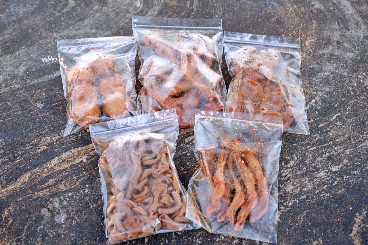 宜蘭大同︱蘭馨粿琴茶粿．營業超過40年的老店，位子不明顯生意卻很好，現包茶粿超軟Q @QQ的懶骨頭