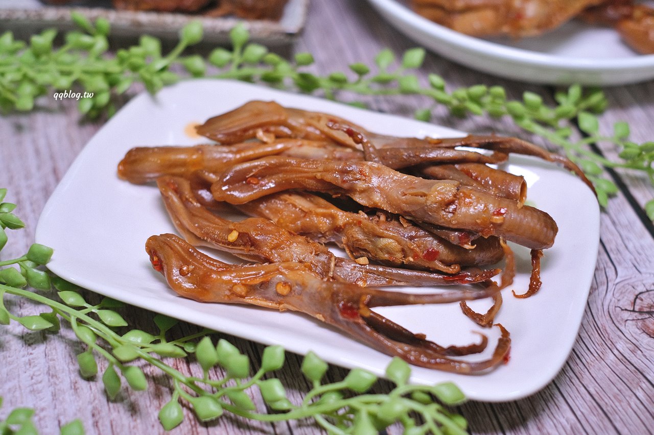 宜蘭大同︱蘭馨粿琴茶粿．營業超過40年的老店，位子不明顯生意卻很好，現包茶粿超軟Q @QQ的懶骨頭