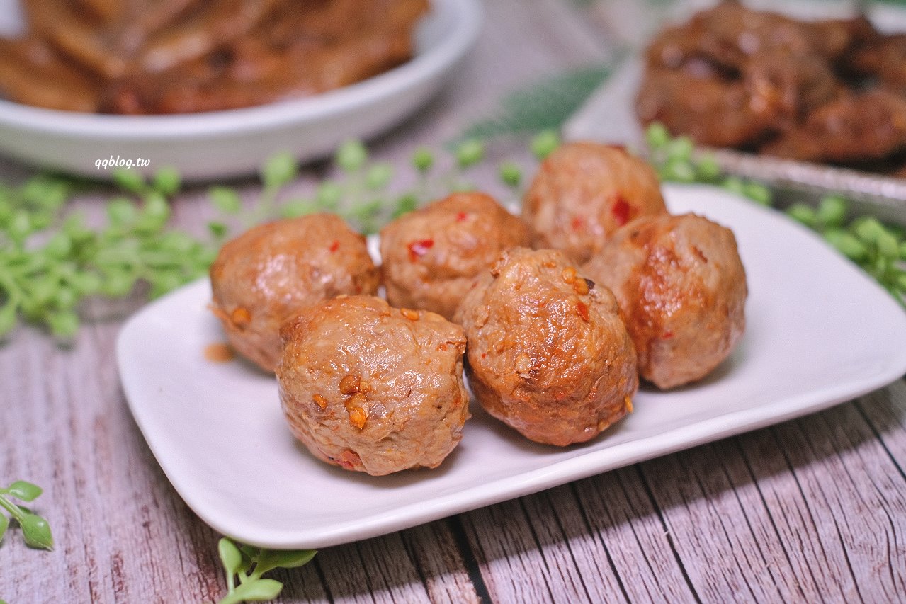 宜蘭大同︱蘭馨粿琴茶粿．營業超過40年的老店，位子不明顯生意卻很好，現包茶粿超軟Q @QQ的懶骨頭