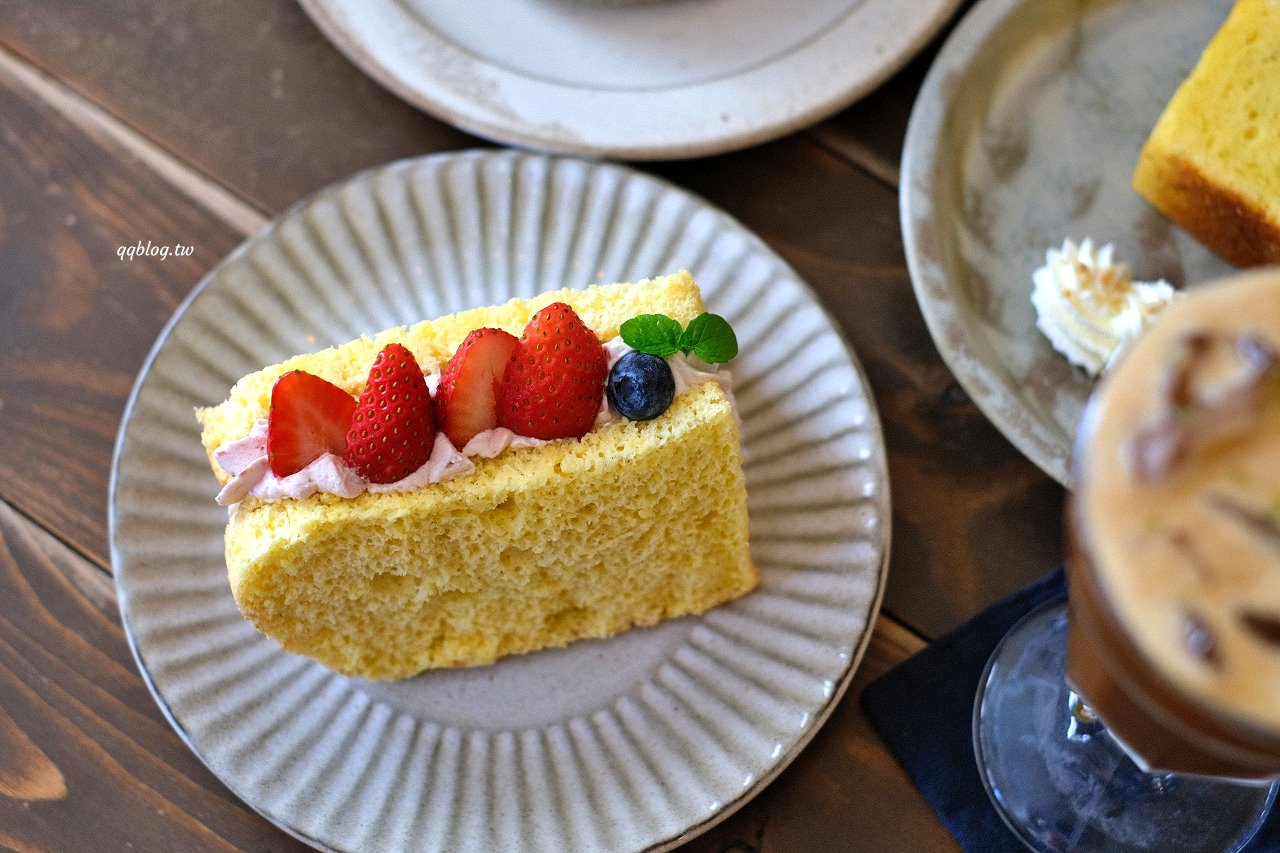 台中南屯∣小麥菓子 Komugi 日式焼菓子專賣．3吋戚風蛋糕口味好，樸實有內涵又好吃 @QQ的懶骨頭