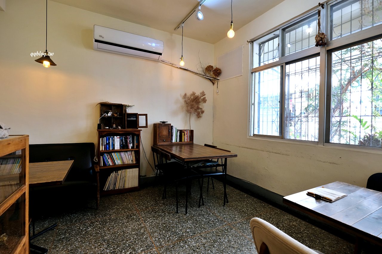 台中南屯∣小麥菓子 Komugi 日式焼菓子專賣．3吋戚風蛋糕口味好，樸實有內涵又好吃 @QQ的懶骨頭