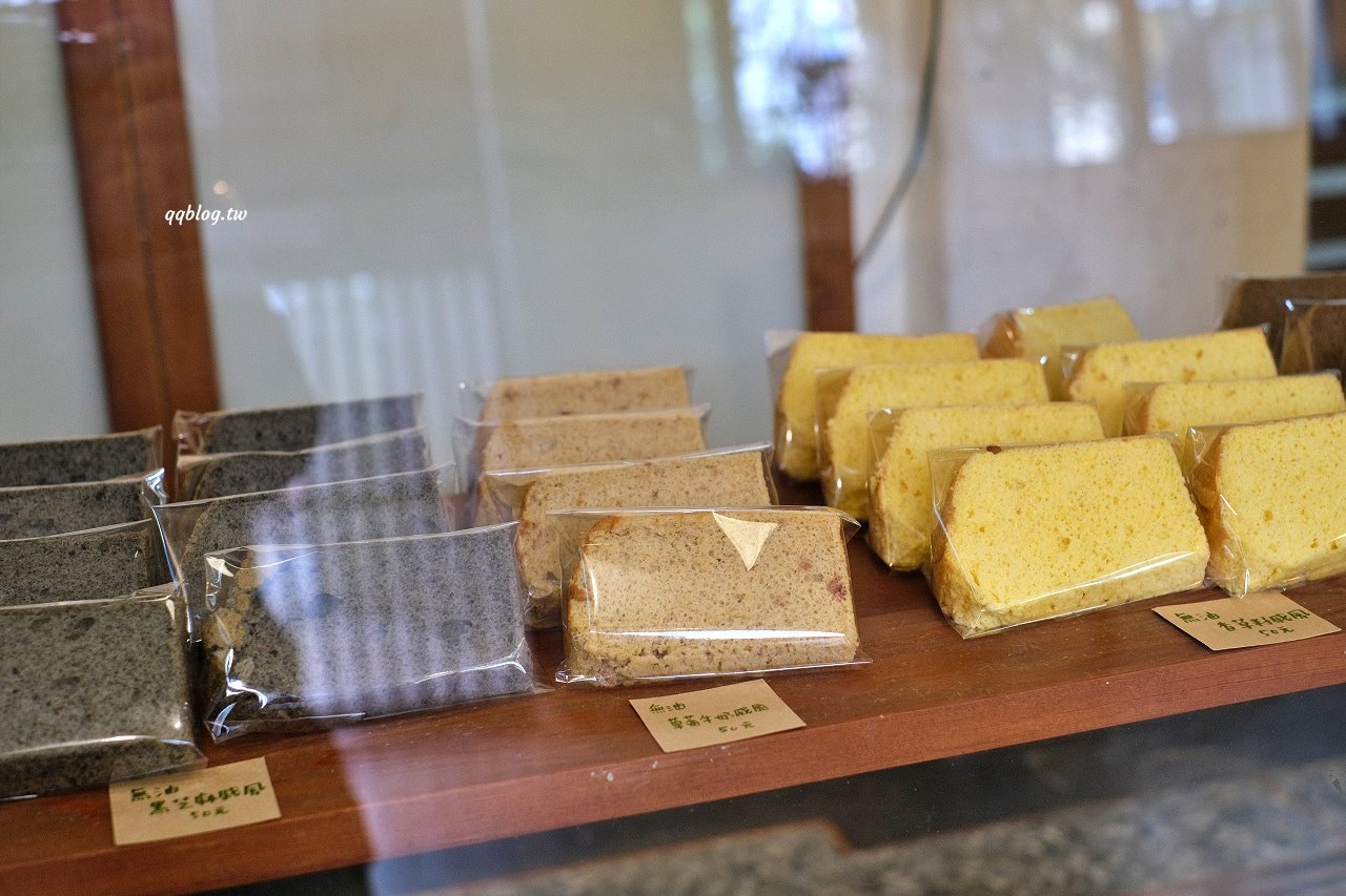 台中南屯∣小麥菓子 Komugi 日式焼菓子專賣．3吋戚風蛋糕口味好，樸實有內涵又好吃 @QQ的懶骨頭