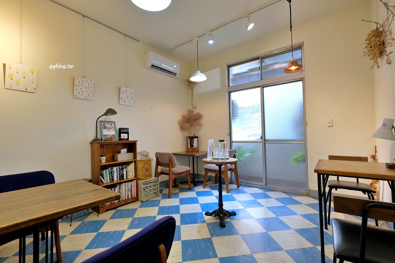 台中南屯∣小麥菓子 Komugi 日式焼菓子專賣．3吋戚風蛋糕口味好，樸實有內涵又好吃 @QQ的懶骨頭