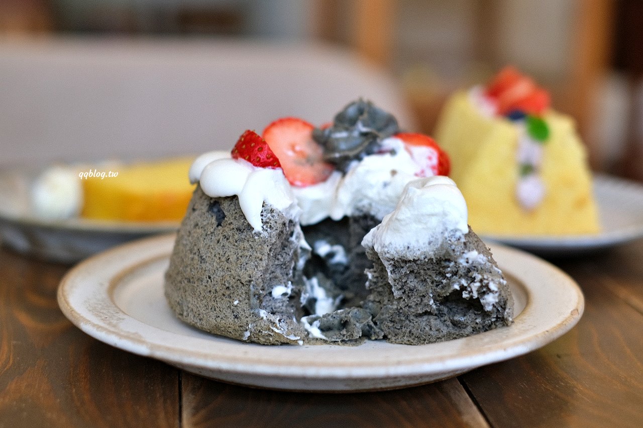 台中南屯∣小麥菓子 Komugi 日式焼菓子專賣．3吋戚風蛋糕口味好，樸實有內涵又好吃 @QQ的懶骨頭