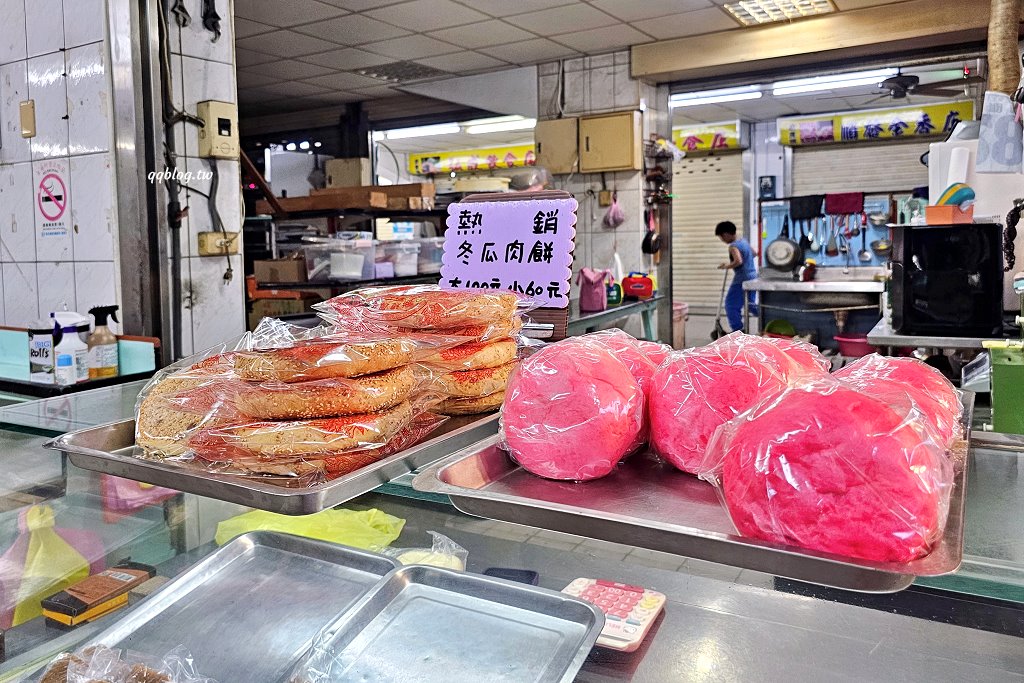 台東關山︱三美西點麵包店．台東70年老店，花生酥、杏仁酥、芝麻酥必買，一口接一口很涮嘴 @QQ的懶骨頭