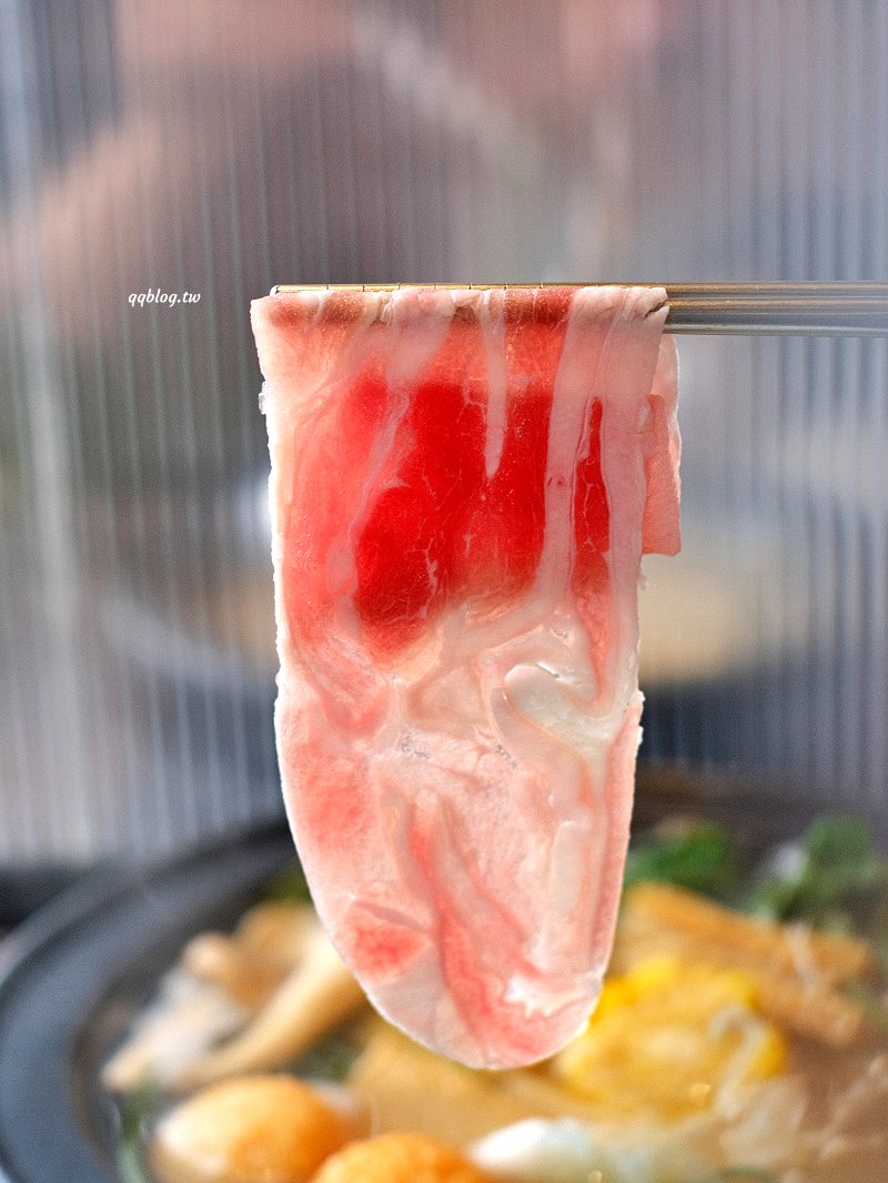 台中沙鹿︱尚石苑石頭火鍋專賣．海線人氣火鍋大改裝，蔬菜、飲料自助吃到飽 @QQ的懶骨頭