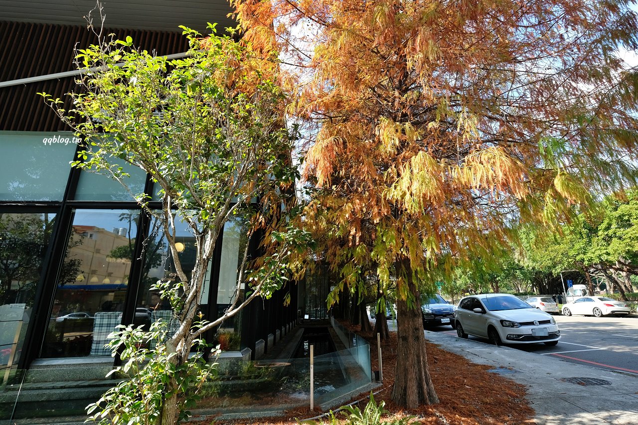 台中南屯︱The Café By 想 台中．座落七期獨棟咖啡館，環境寬敞還有唯美浪漫的落羽松、魚池，聚餐的好選擇 @QQ的懶骨頭