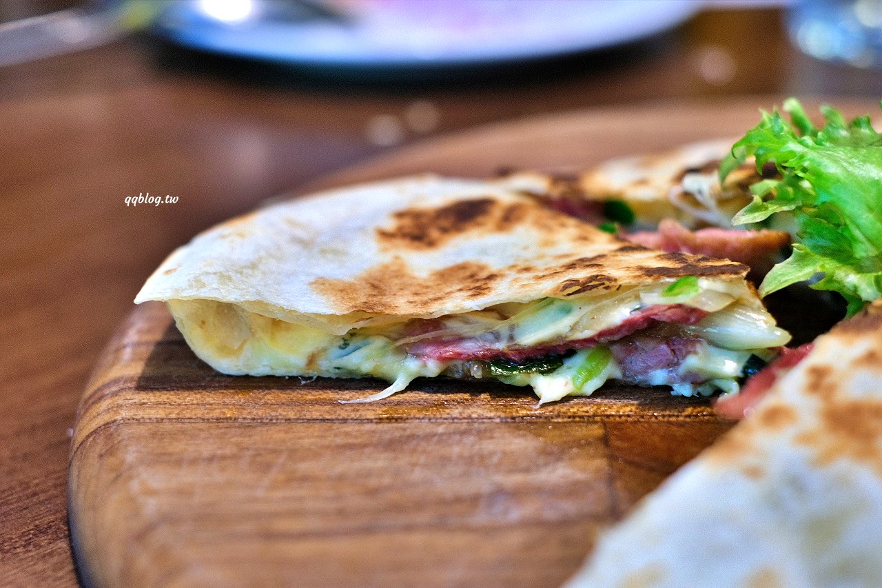 台中南屯︱The Café By 想 台中．座落七期獨棟咖啡館，環境寬敞還有唯美浪漫的落羽松、魚池，聚餐的好選擇 @QQ的懶骨頭