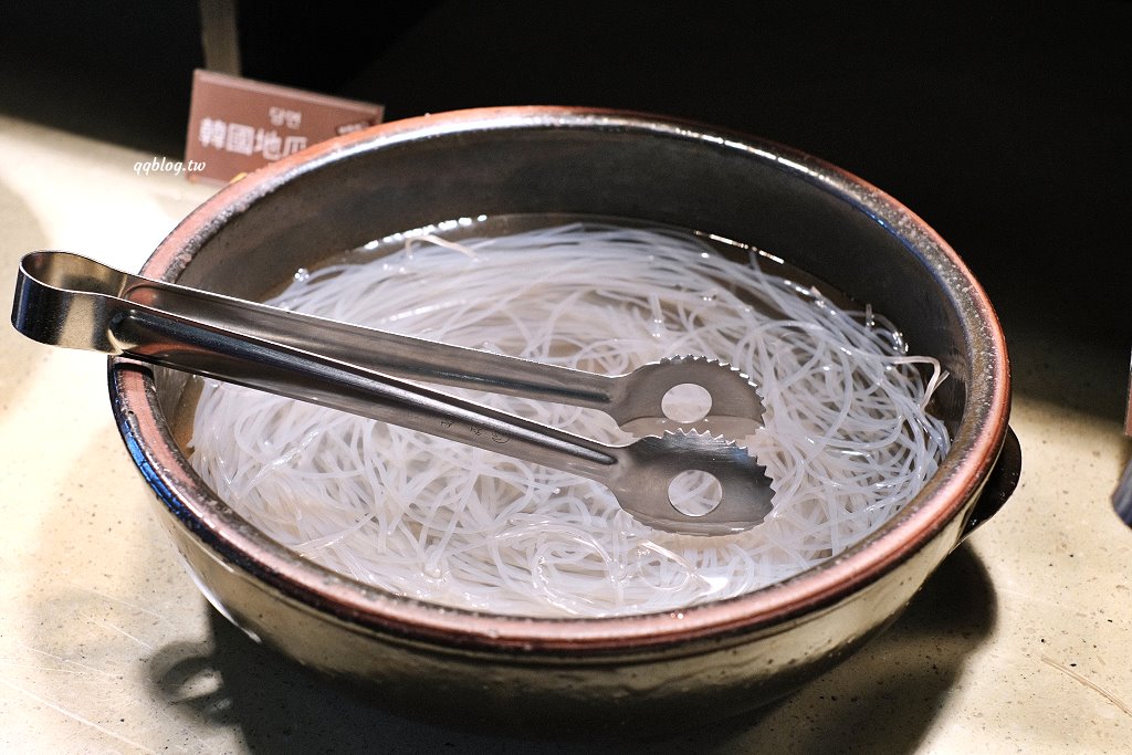 台中北區︱兩餐 두끼 韓國年糕火鍋吃到飽@中友店．349元起吃到飽，一次品嚐年糕火鍋和韓式炒飯 @QQ的懶骨頭
