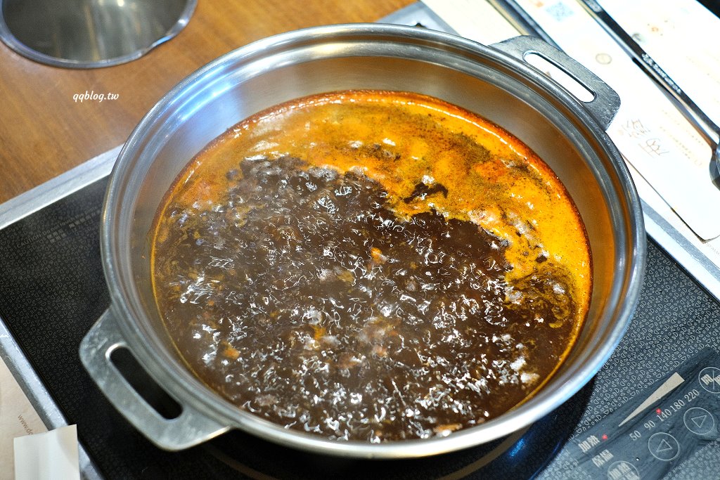 台中北區︱兩餐 두끼 韓國年糕火鍋吃到飽@中友店．349元起吃到飽，一次品嚐年糕火鍋和韓式炒飯 @QQ的懶骨頭