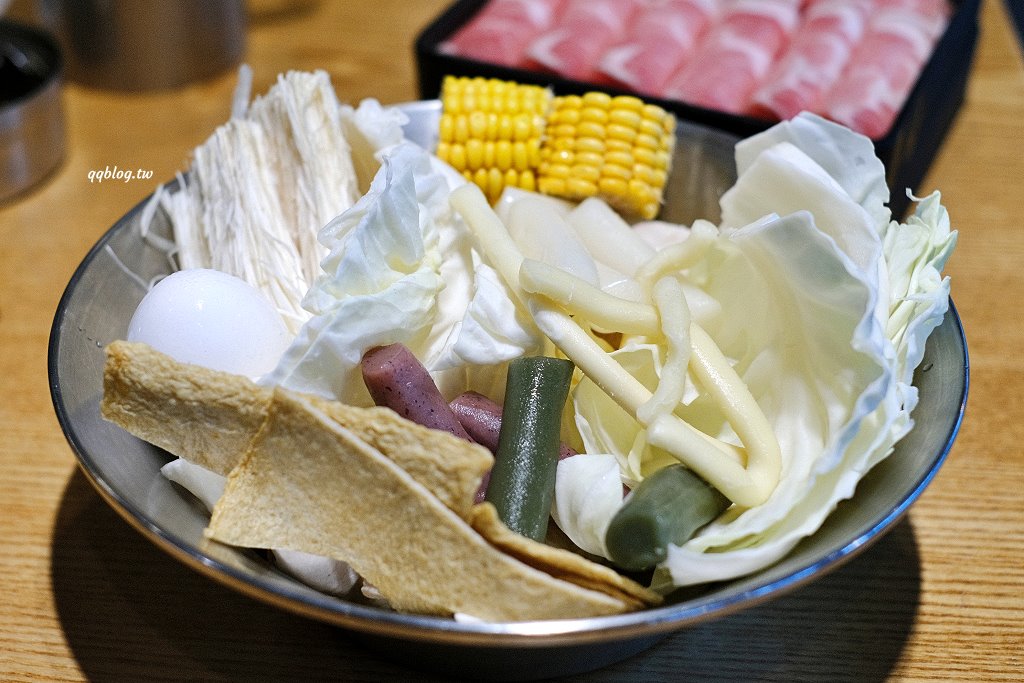 台中北區︱兩餐 두끼 韓國年糕火鍋吃到飽@中友店．349元起吃到飽，一次品嚐年糕火鍋和韓式炒飯 @QQ的懶骨頭