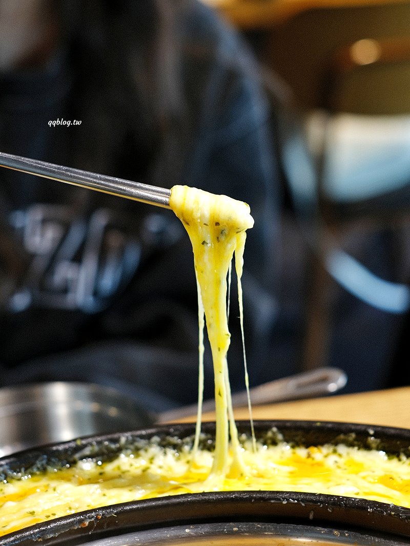 台中北區︱兩餐 두끼 韓國年糕火鍋吃到飽@中友店．349元起吃到飽，一次品嚐年糕火鍋和韓式炒飯 @QQ的懶骨頭