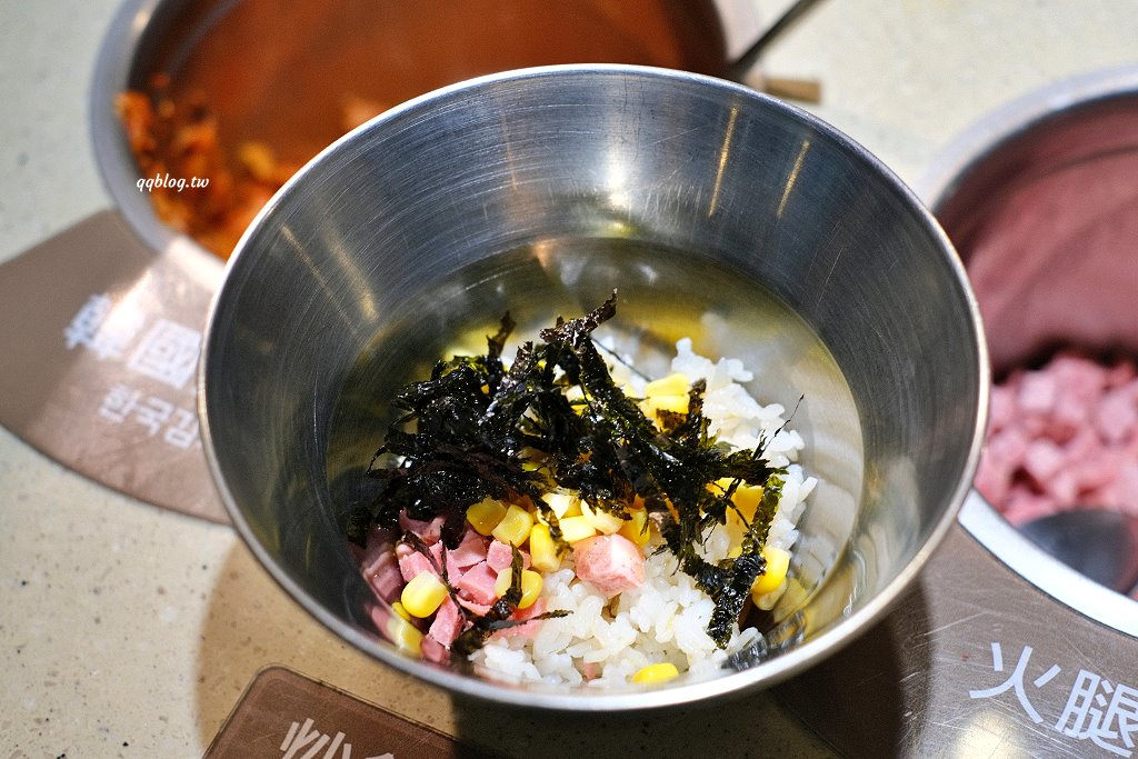 台中北區︱兩餐 두끼 韓國年糕火鍋吃到飽@中友店．349元起吃到飽，一次品嚐年糕火鍋和韓式炒飯 @QQ的懶骨頭