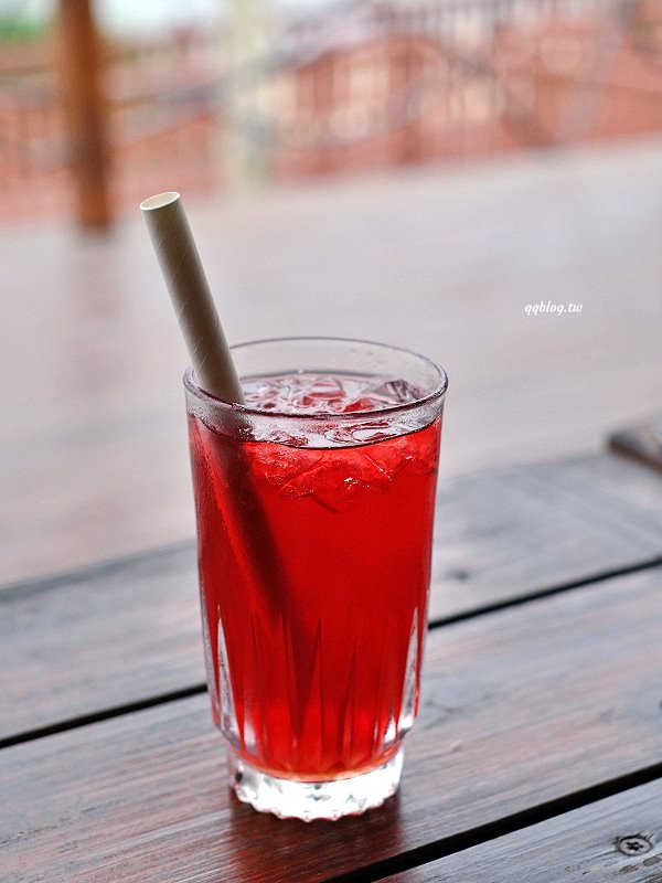 台東卑南︱可可娜咖啡 coconut cafe&#8217;．南洋風景觀海景咖啡館，很有置身在國外的異國風味 @QQ的懶骨頭