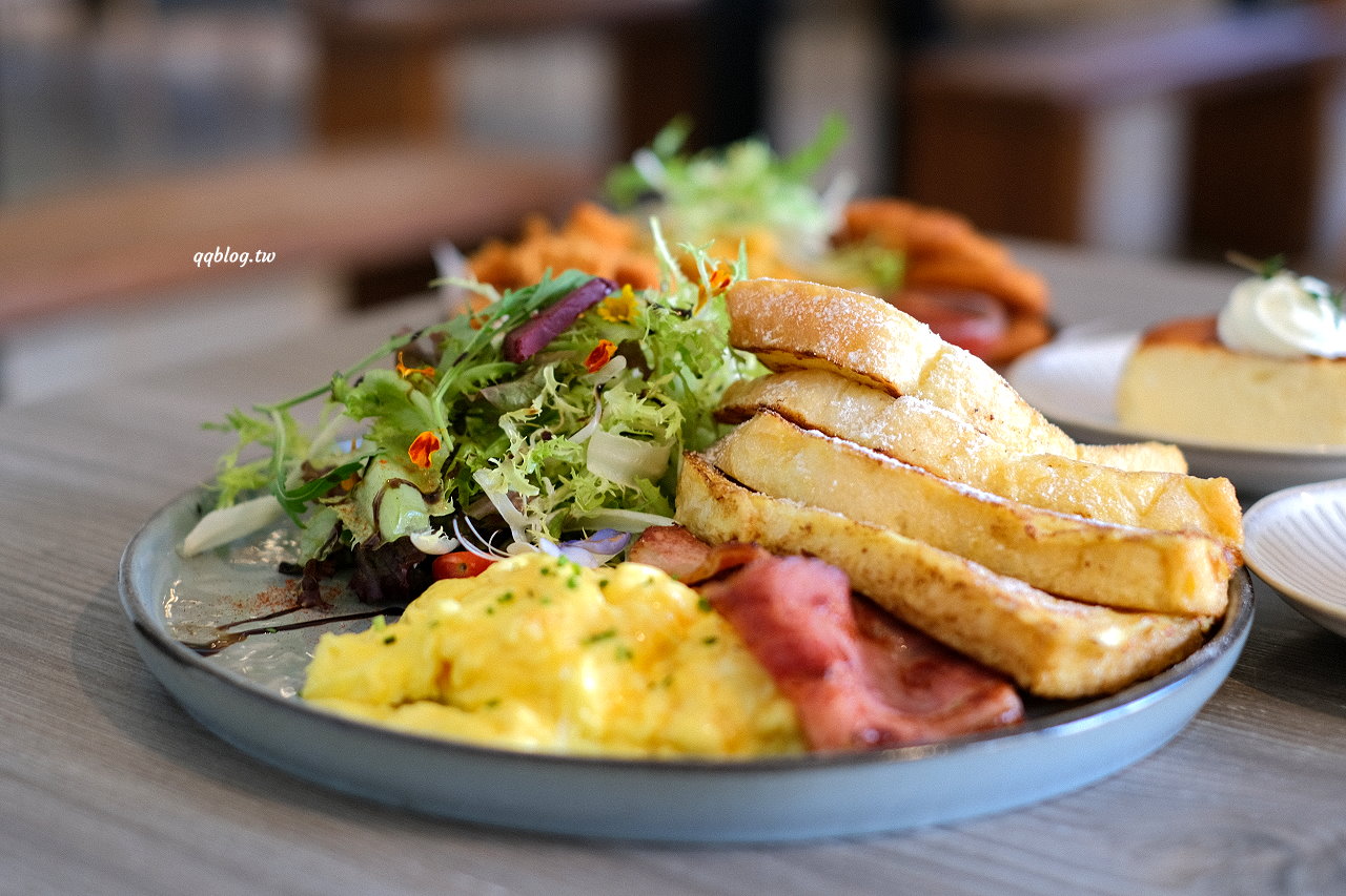 台中北屯︱楓葉咖啡 The Maple Cafe．澳式風格早午餐，全天候供應不管什麼時候都吃得到，大坑、北屯美食推薦 @QQ的懶骨頭