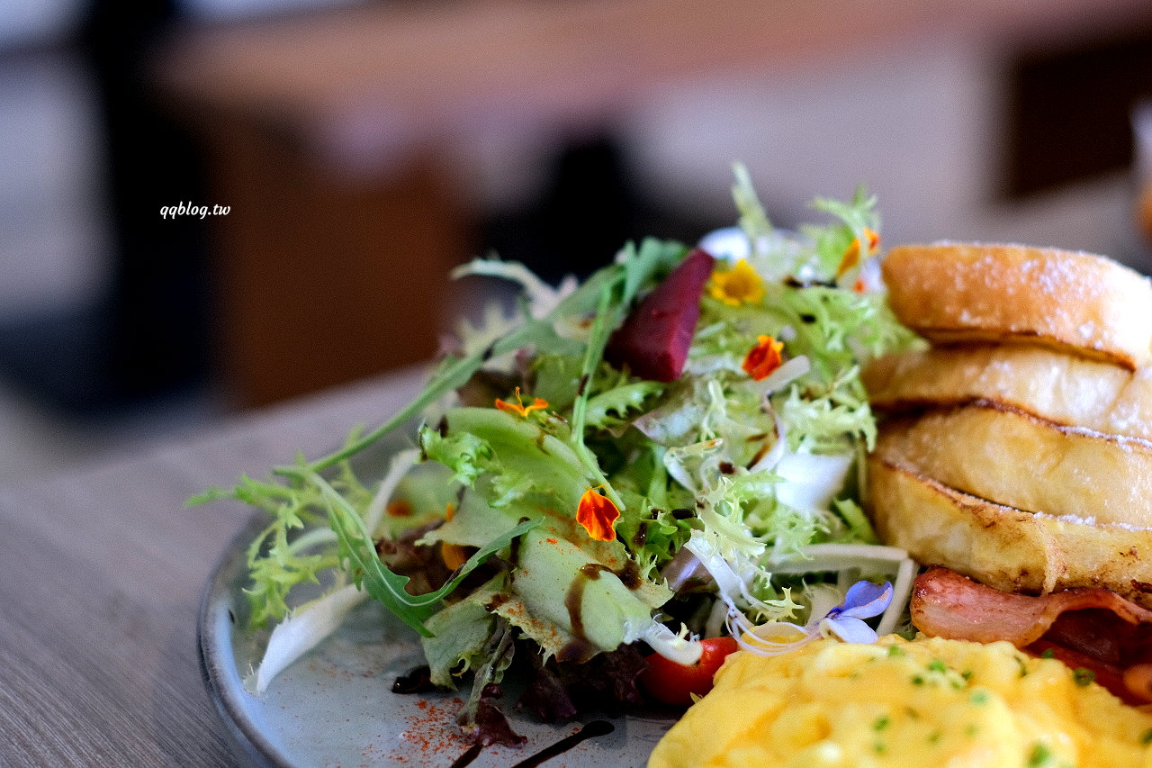台中北屯︱楓葉咖啡 The Maple Cafe．澳式風格早午餐，全天候供應不管什麼時候都吃得到，大坑、北屯美食推薦 @QQ的懶骨頭