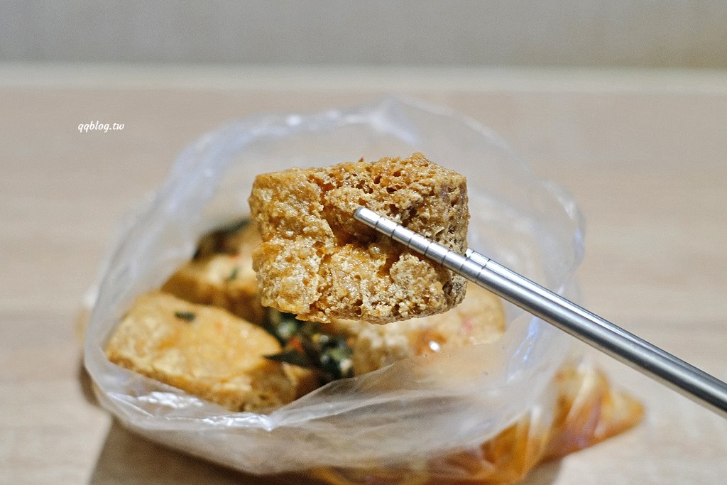 台東︱林家臭豆腐.台東正氣路排隊小吃,來一份當下午茶點心剛剛好 @QQ的懶骨頭 台東︱林家臭豆腐.台東正氣路排隊小吃,來一份當下午茶點心剛剛好 @QQ的懶骨頭