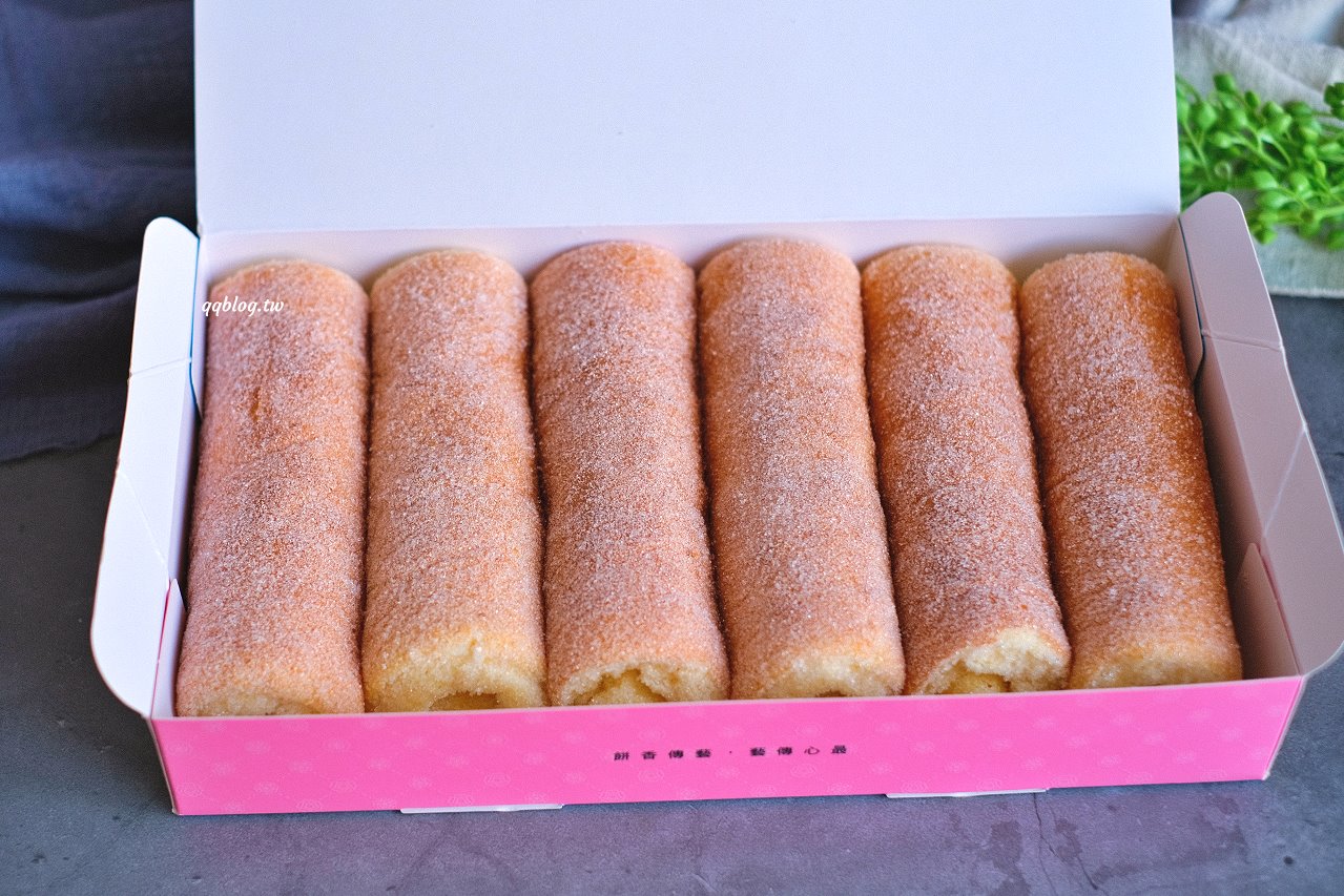 台中豐原︱雪花齋餅行．百年餅店傳統好滋味，百吃不膩的古早味蛋糕捲、雪花月餅，豐原伴手禮推薦 @QQ的懶骨頭