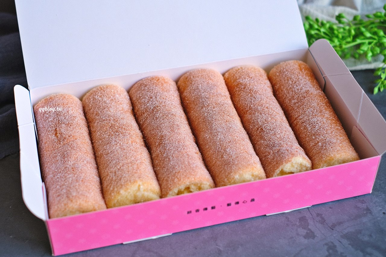 台中豐原︱雪花齋餅行．百年餅店傳統好滋味，百吃不膩的古早味蛋糕捲、雪花月餅，豐原伴手禮推薦 @QQ的懶骨頭