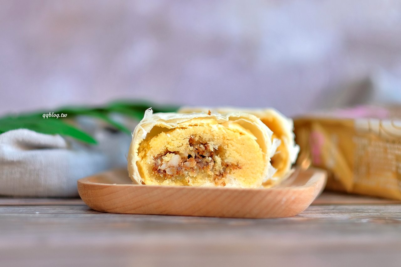 台中豐原︱雪花齋餅行．百年餅店傳統好滋味，百吃不膩的古早味蛋糕捲、雪花月餅，豐原伴手禮推薦 @QQ的懶骨頭