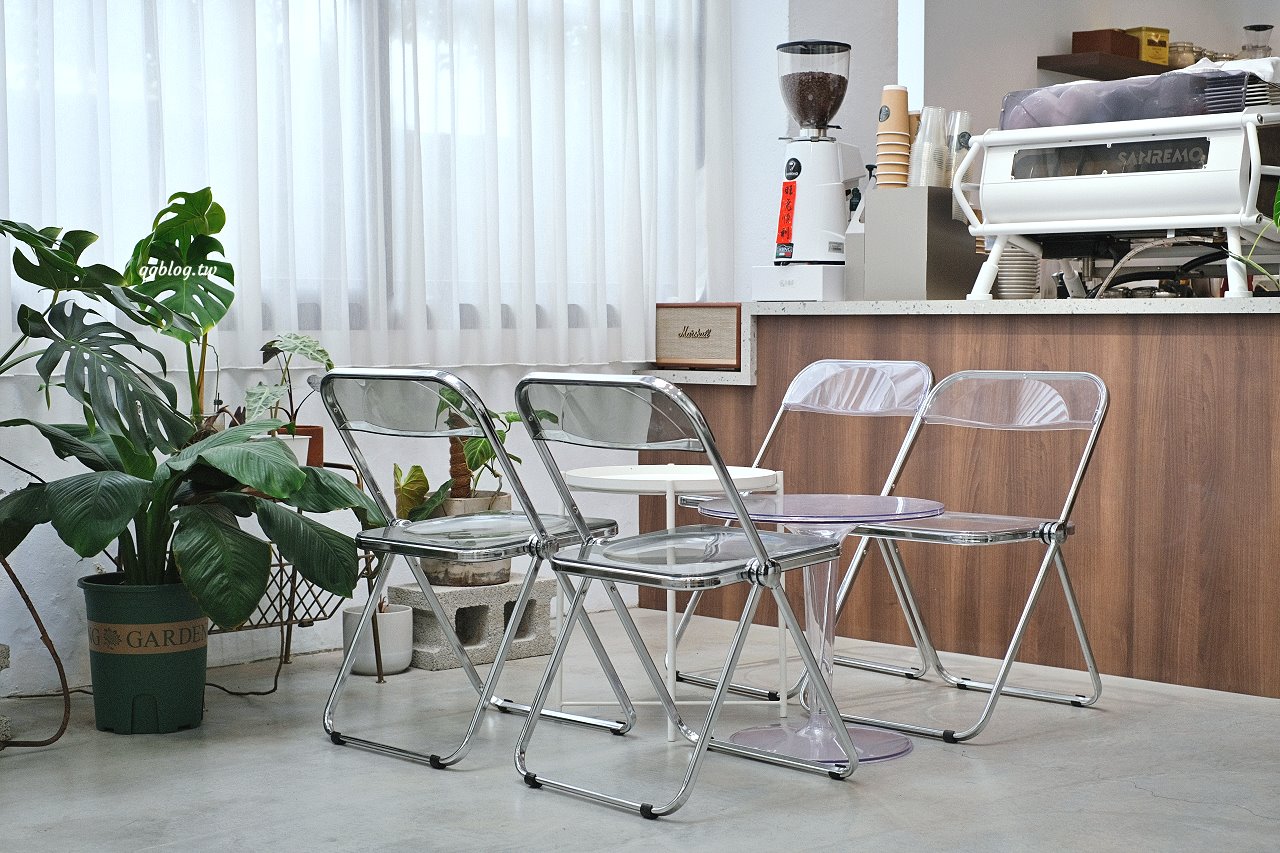 台中沙鹿︱初咖啡 The Origin Coffee Roaster in Shalu．從嘉義搬回到沙鹿的韓風咖啡館，自家烘焙咖啡豆，手作甜點也好吃 @QQ的懶骨頭