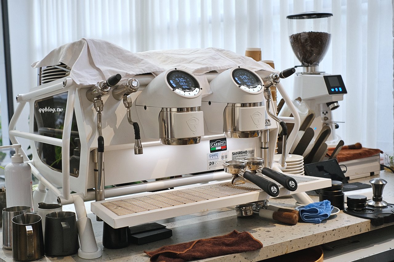 台中沙鹿︱初咖啡 The Origin Coffee Roaster in Shalu．從嘉義搬回到沙鹿的韓風咖啡館，自家烘焙咖啡豆，手作甜點也好吃 @QQ的懶骨頭