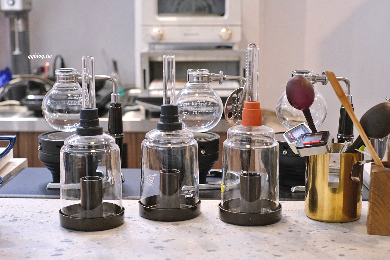 台中沙鹿︱初咖啡 The Origin Coffee Roaster in Shalu．從嘉義搬回到沙鹿的韓風咖啡館，自家烘焙咖啡豆，手作甜點也好吃 @QQ的懶骨頭