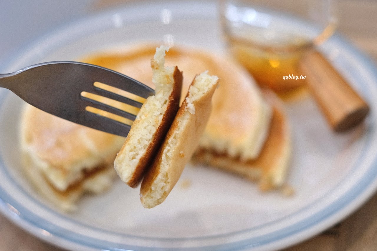 台中沙鹿︱初咖啡 The Origin Coffee Roaster in Shalu．從嘉義搬回到沙鹿的韓風咖啡館，自家烘焙咖啡豆，手作甜點也好吃 @QQ的懶骨頭