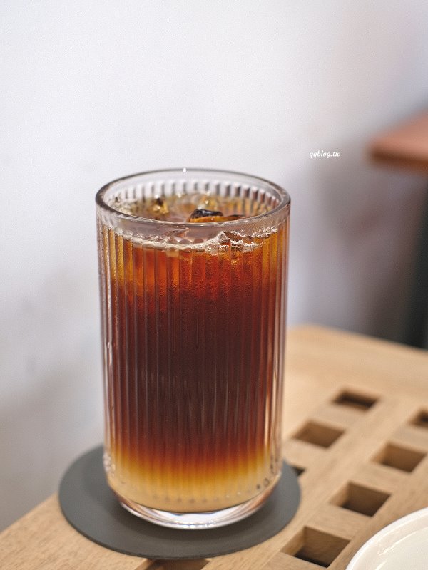 台中沙鹿︱初咖啡 The Origin Coffee Roaster in Shalu．從嘉義搬回到沙鹿的韓風咖啡館，自家烘焙咖啡豆，手作甜點也好吃 @QQ的懶骨頭