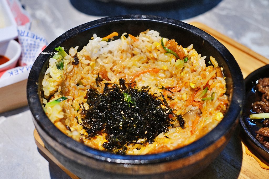 台中西屯︱初瓦韓式料理．王品集團和五星韓籍主廚合作的新品牌，還有霜淇淋吃到飽 @QQ的懶骨頭