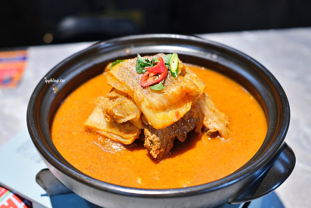 台中西屯︱初瓦韓式料理．王品集團和五星韓籍主廚合作的新品牌，還有霜淇淋吃到飽 @QQ的懶骨頭