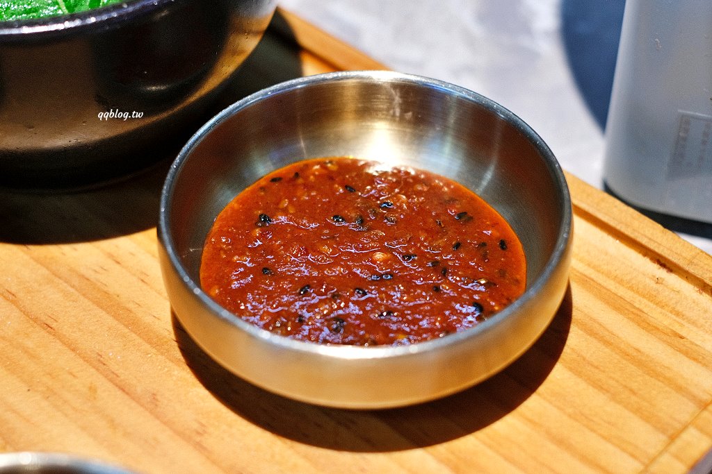 台中西屯︱初瓦韓式料理．王品集團和五星韓籍主廚合作的新品牌，還有霜淇淋吃到飽 @QQ的懶骨頭