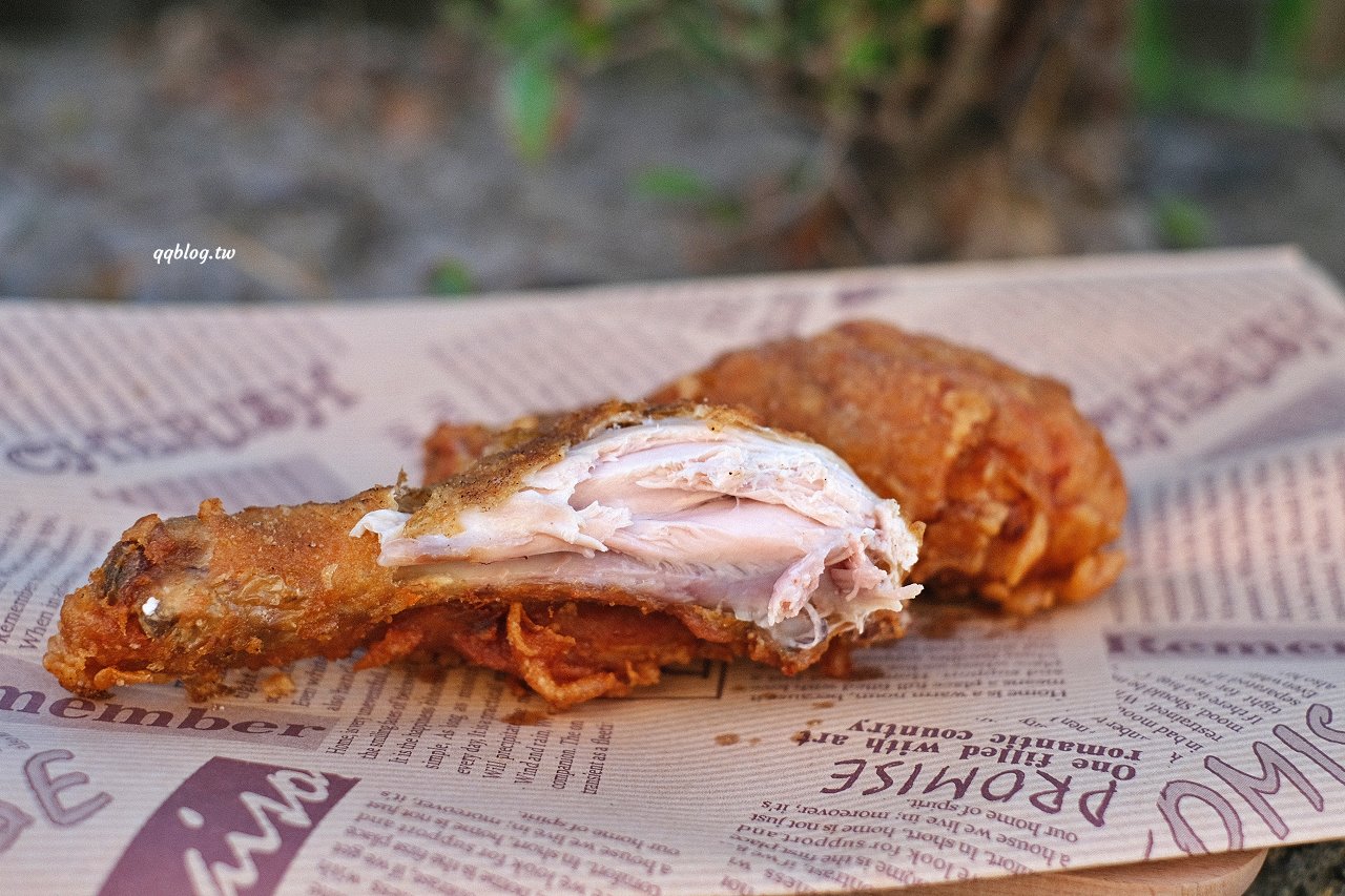 台中大雅︱大雅無名炸雞．麵衣輕薄又酥脆，讓人吮指回味，家樂福超市前 @QQ的懶骨頭
