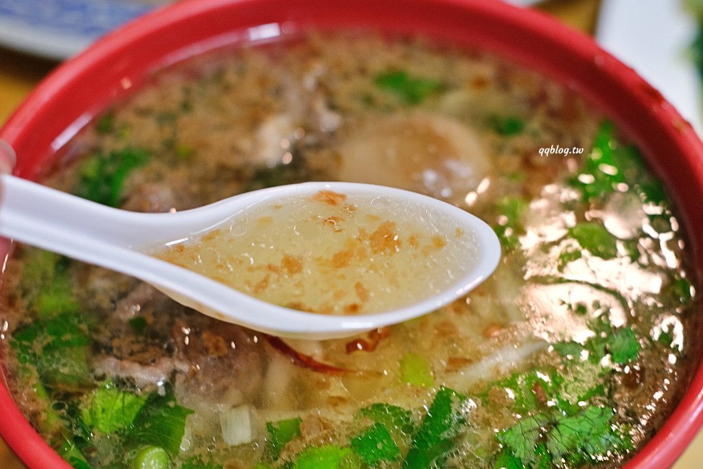 苗栗三義︱鄉村小吃店．三義人氣麵店之一，用餐時間人潮滿滿滿 @QQ的懶骨頭