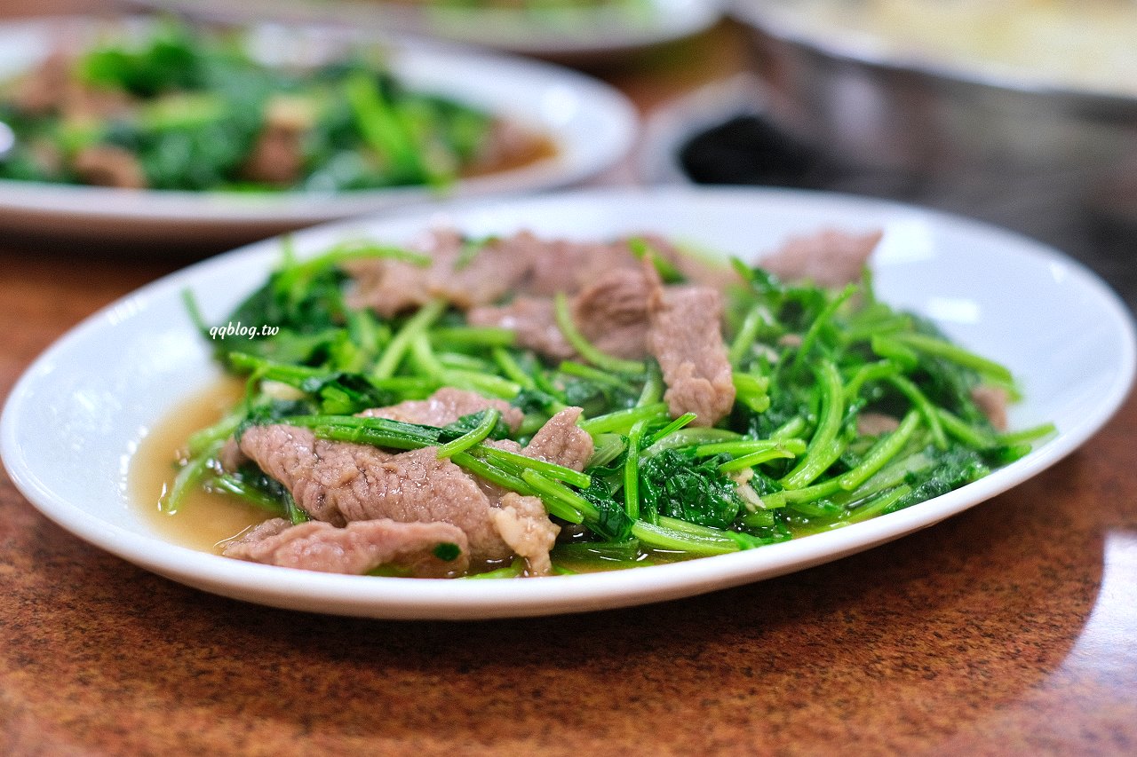 桃園中壢︱江家羊肉．藏身中壢小巷弄的超人氣溫體羊肉爐，沒有羊騷味，不敢吃羊肉的都敢吃 @QQ的懶骨頭