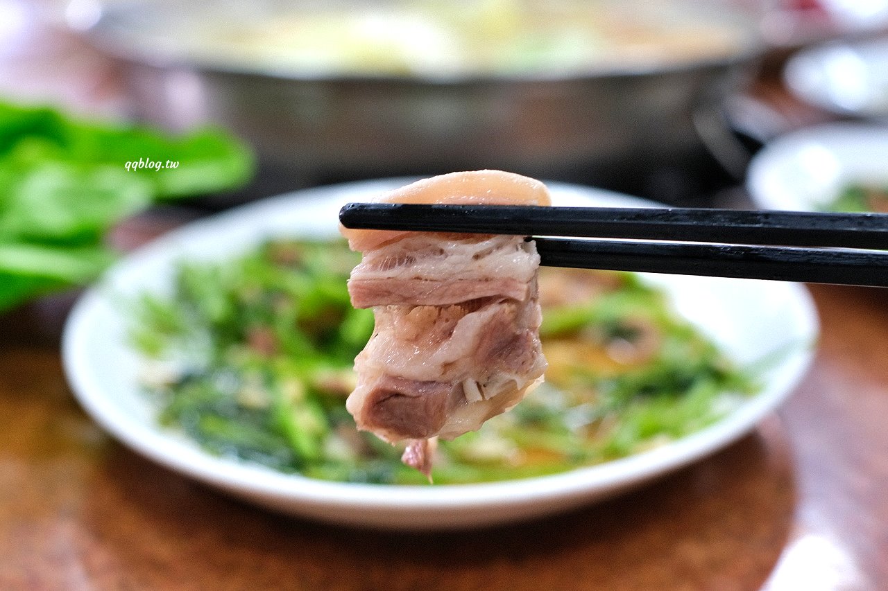 桃園中壢︱江家羊肉．藏身中壢小巷弄的超人氣溫體羊肉爐，沒有羊騷味，不敢吃羊肉的都敢吃 @QQ的懶骨頭