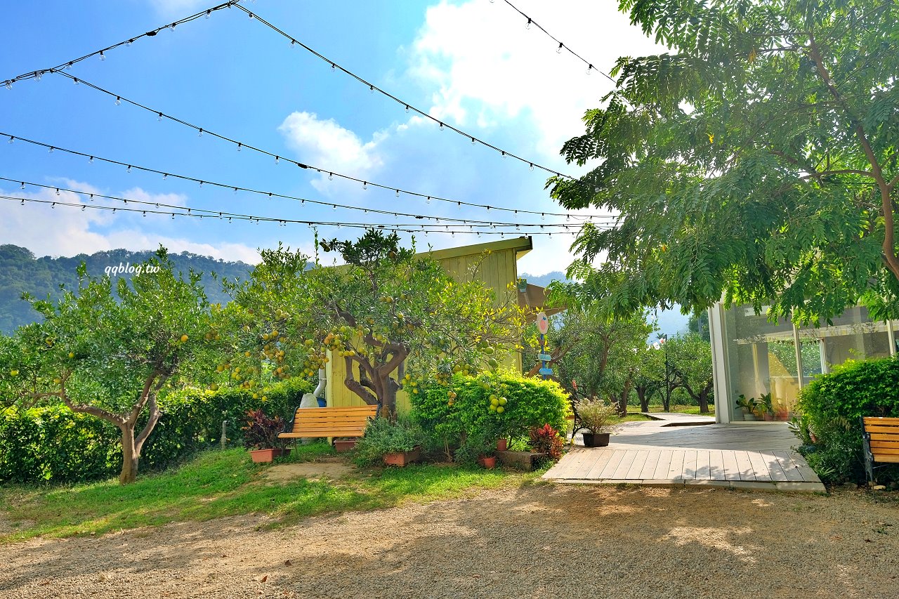 苗栗頭屋︱橙香森林．山林裡的唯美玻璃屋，還有美美的橘子隧道超好拍 @QQ的懶骨頭